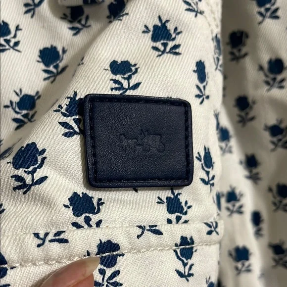 COACH Women's White and Blue Jacket - Picture 5 of 7